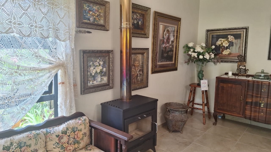 4 Bedroom Property for Sale in Stilbaai Wes Western Cape